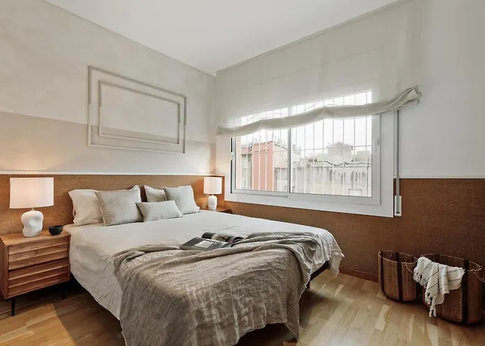 Sabate - 3 Bedrooms And Office In Sant Gervasi شقة